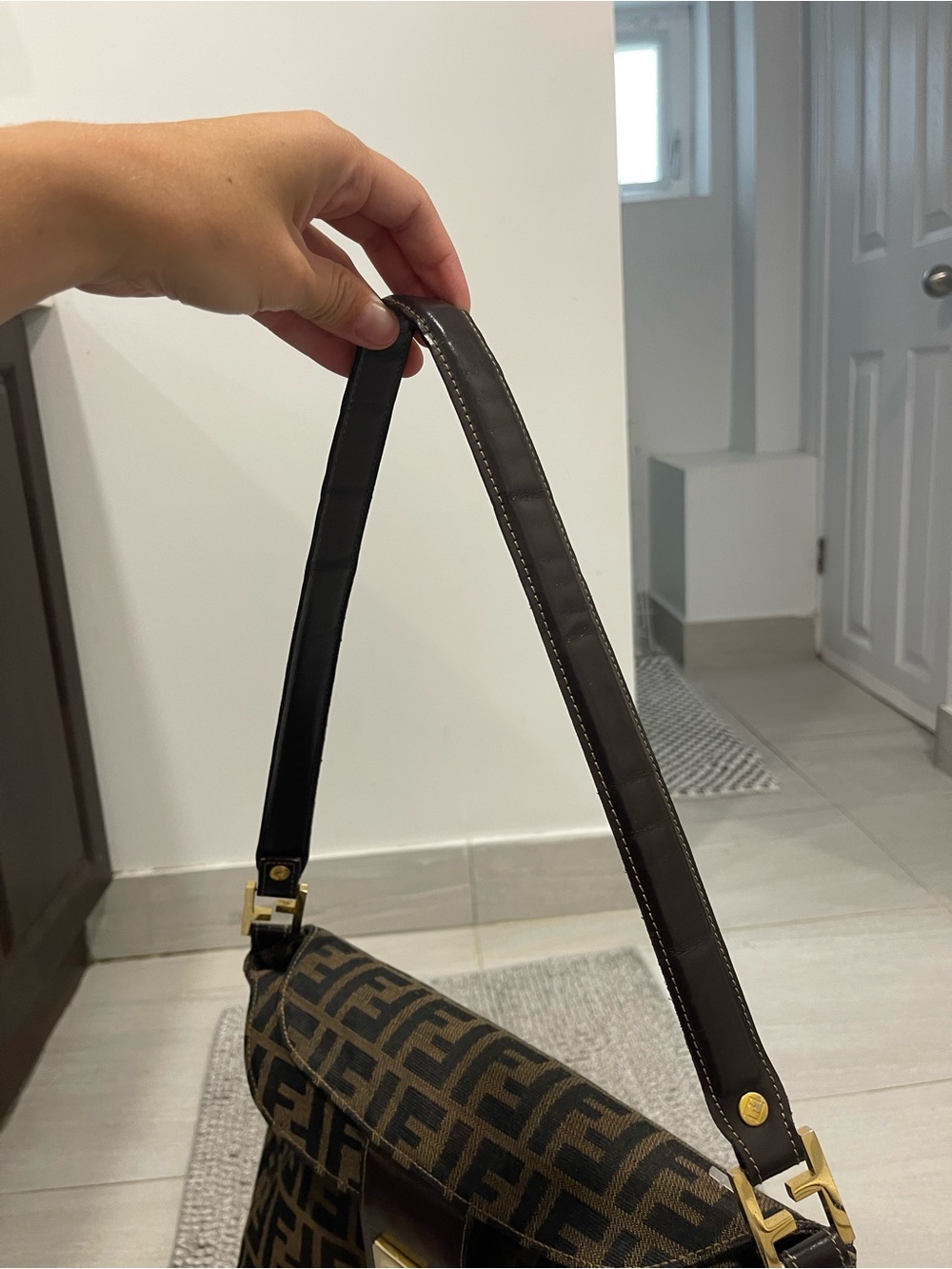 Vintage Fendi Mama Baguette Zucca FF Monogram Canvas Shoulder Bag Brown - Picture 4 of 16